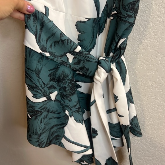 C/MEO Collective teal wrap tie waist sash zip up back spaghetti strap Blouse XS - Picture 3 of 6